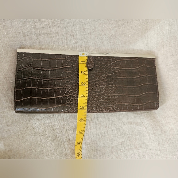 EUC Aldo Croc Embossed Leather Clutch - Picture 3 of 10